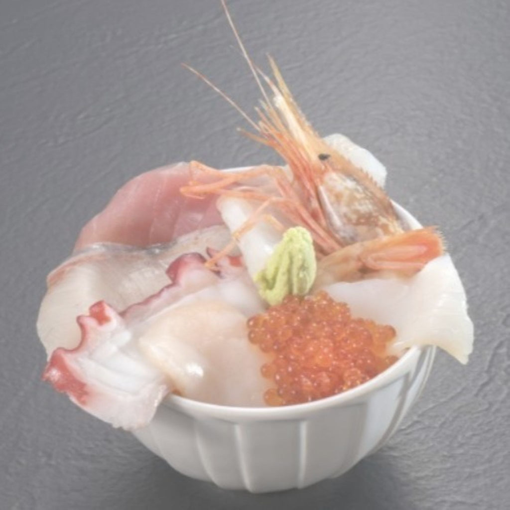 家計に優しく手間いらず！豪華海鮮丼セット
